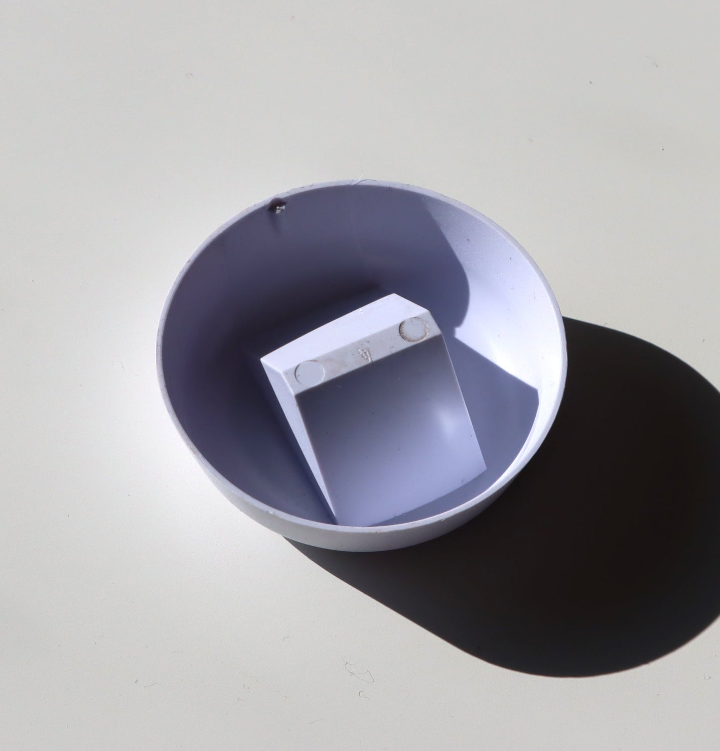 Držák na stojan moderní bílý - Supreme Panthers