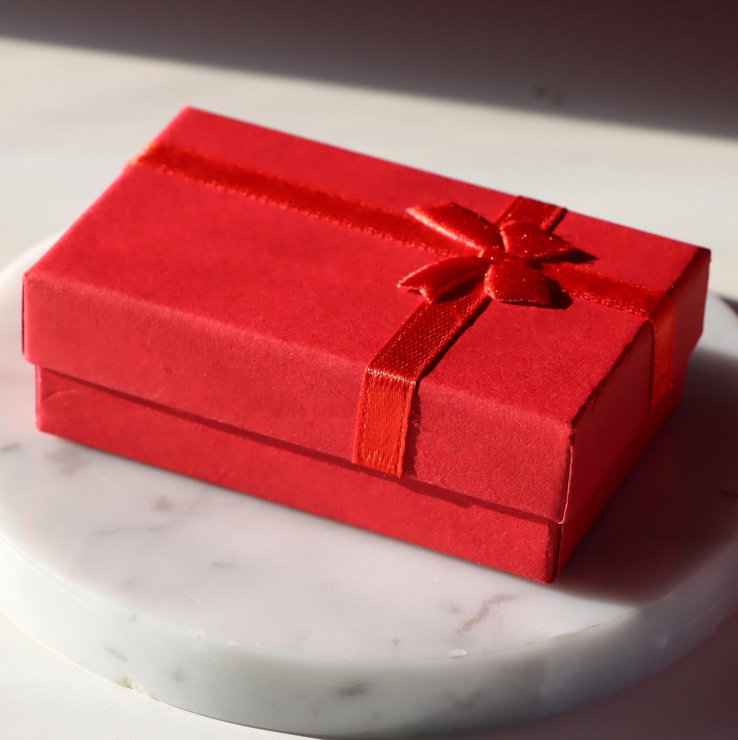 Krabička obdélníková červená s mašličkou - Supreme Panthers