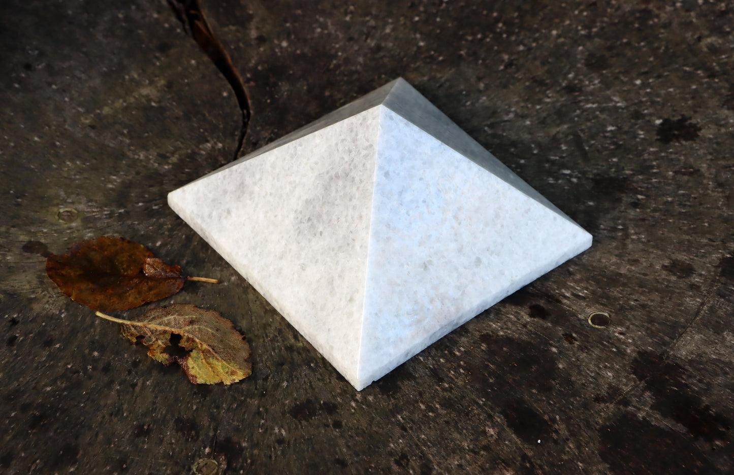 Mramorová pyramida povznesení - Supreme Panthers