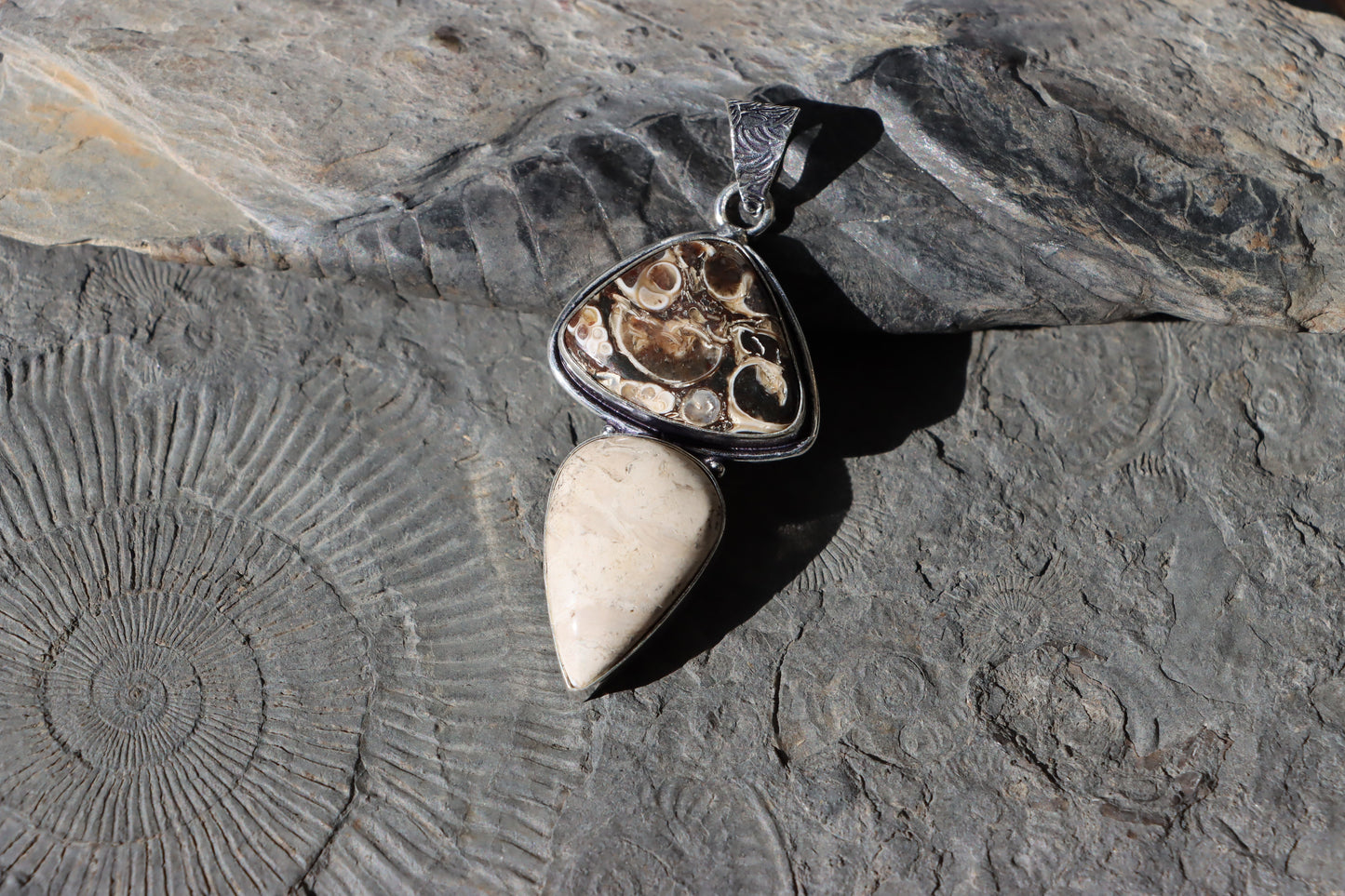 Přívěšek achát turritella & palma - Supreme Panthers