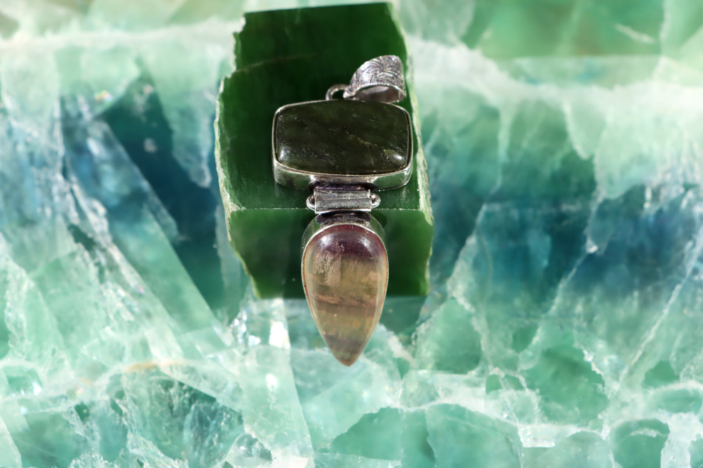 Přívěšek fluorit nefrit - Supreme Panthers