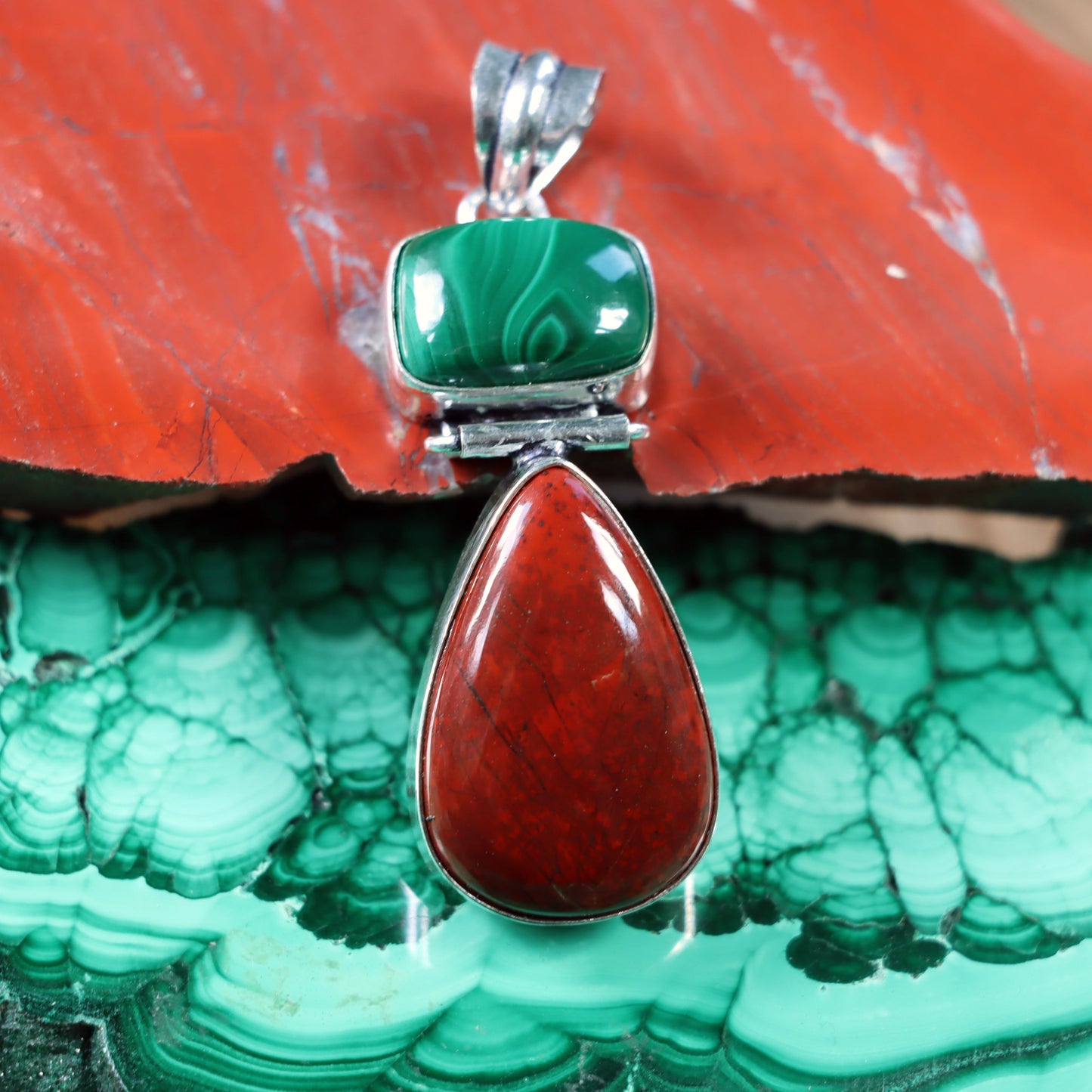 Přívěšek malachit krvavý jaspis - Supreme Panthers