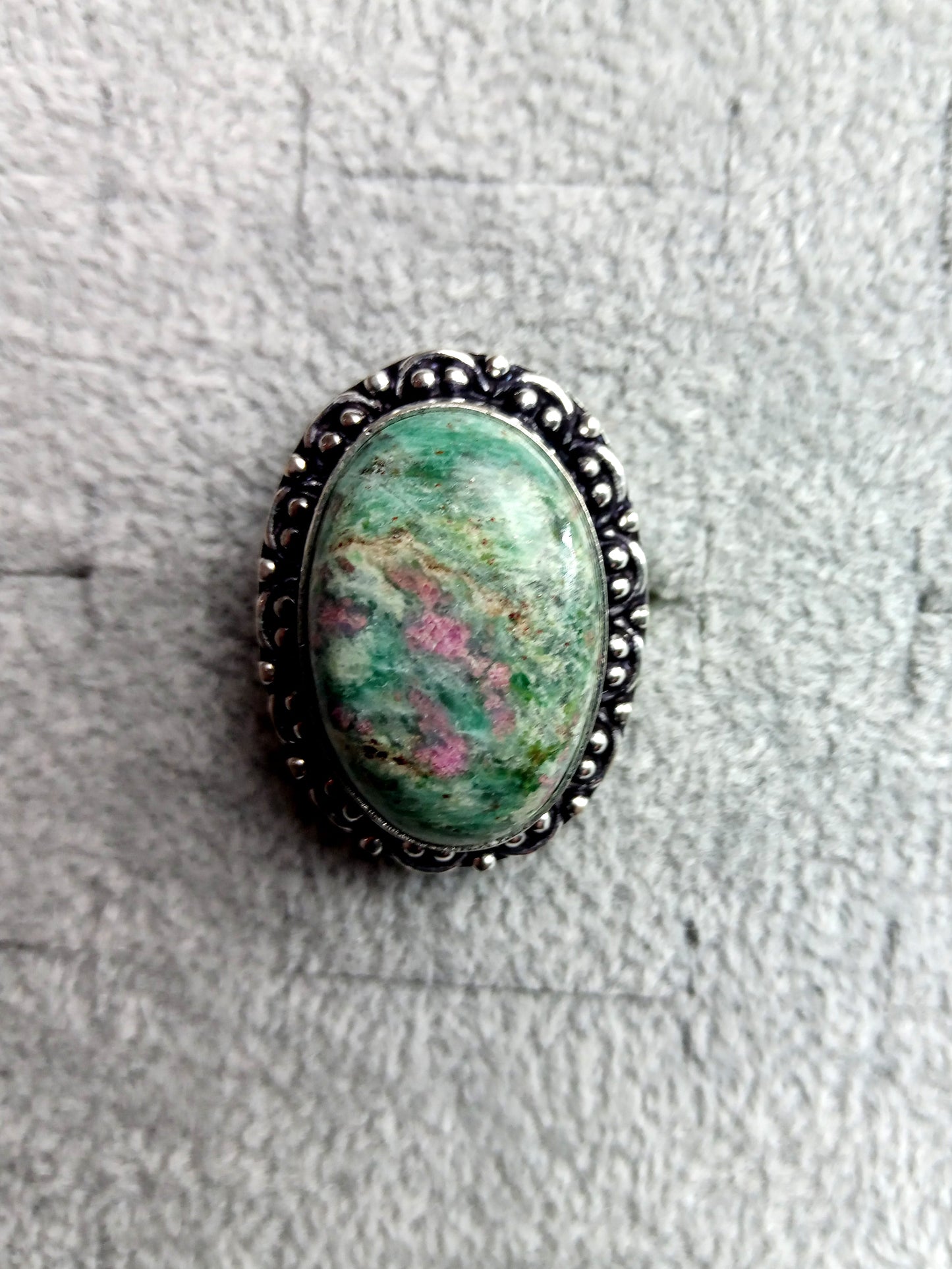 Prsten rubín v zoisitu - Supreme Panthers