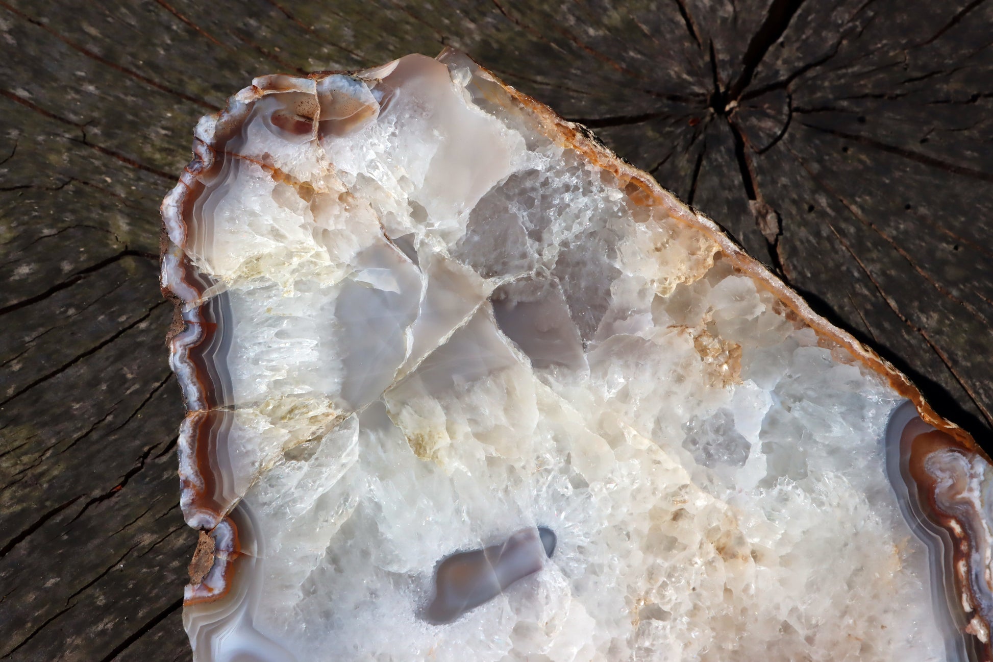 Achát s křišťálem leštěný prdelka - Supreme Panthers