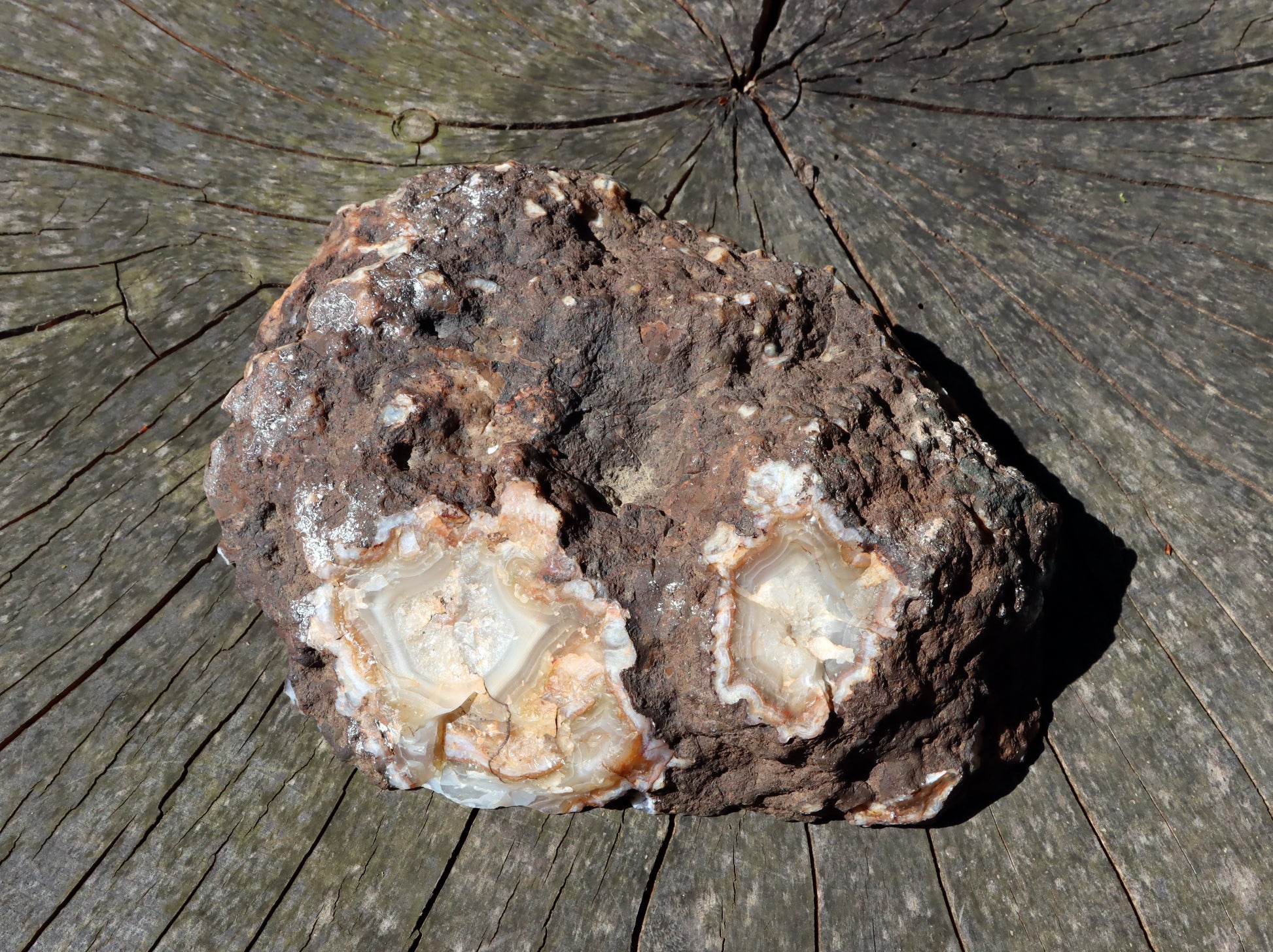 Achát s křišťálem leštěný prdelka - Supreme Panthers