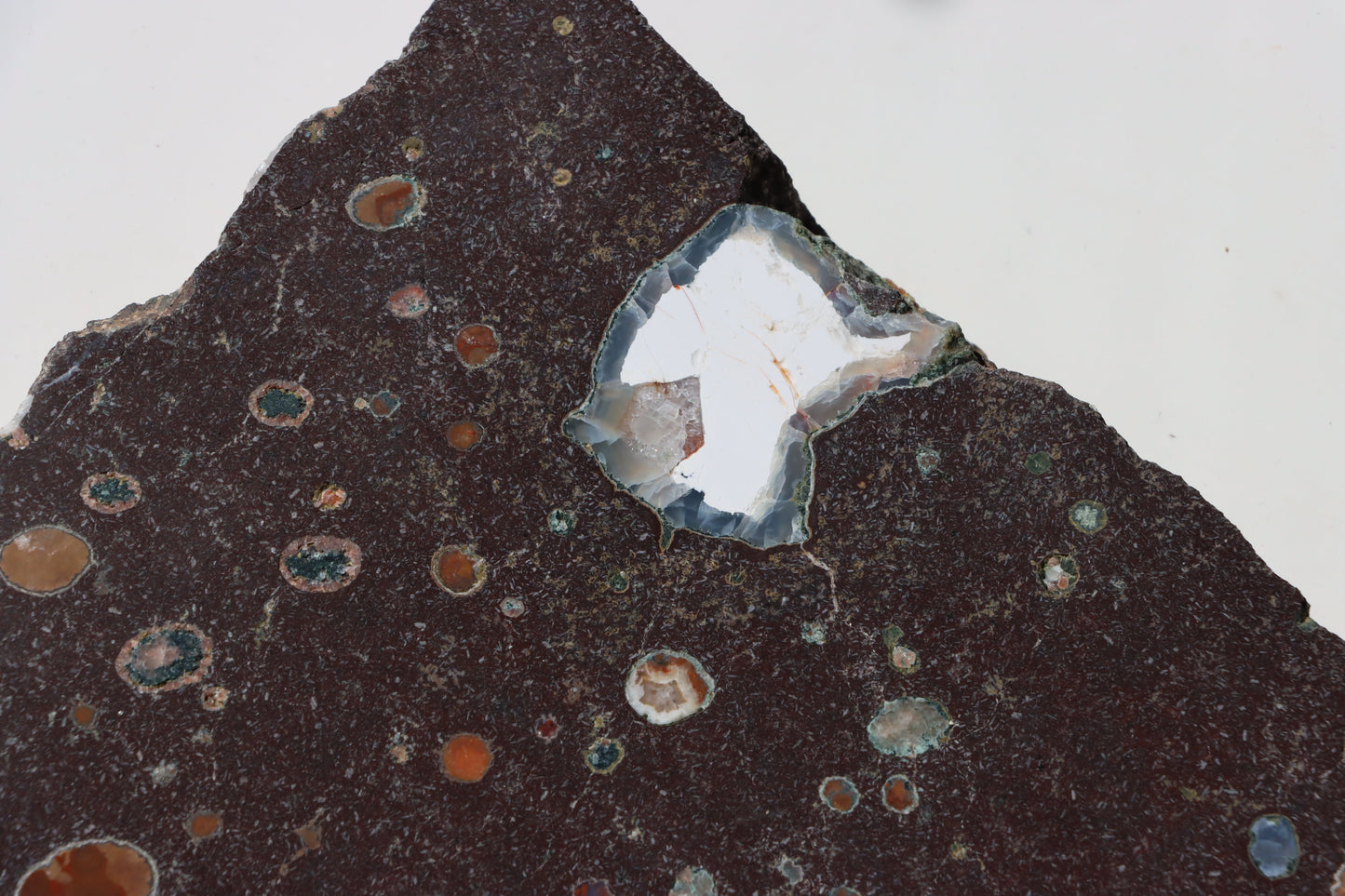 Acháty v melafýru - Supreme Panthers