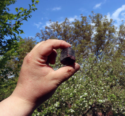 Almandin solitérní krystal - Supreme Panthers