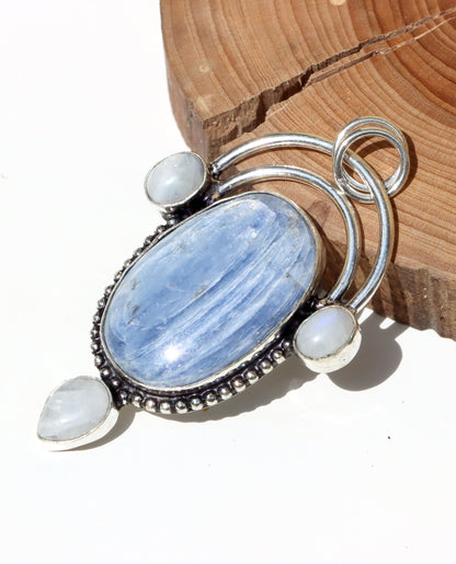 Amulet Kyanitová brána luny - Supreme Panthers