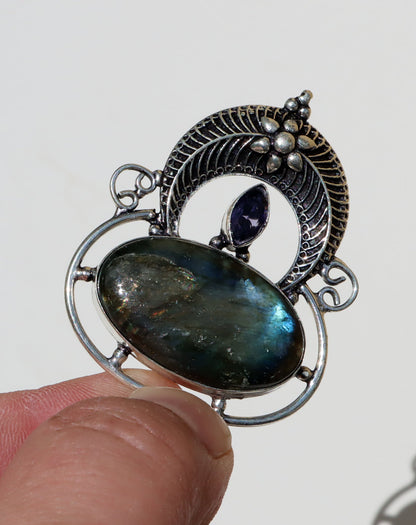 Amulet labradorit ametyst "Brána severu" - Supreme Panthers