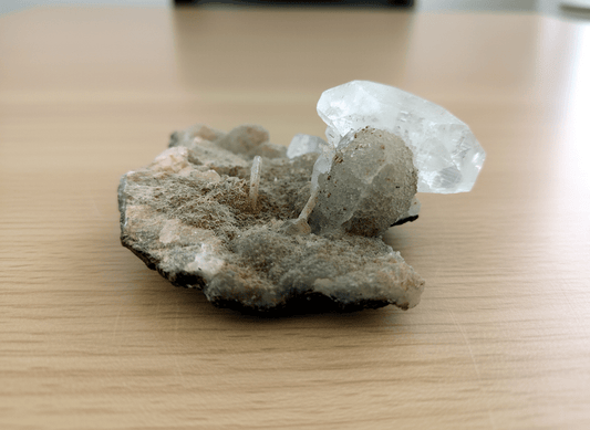 Apofylit - Supreme Panthers