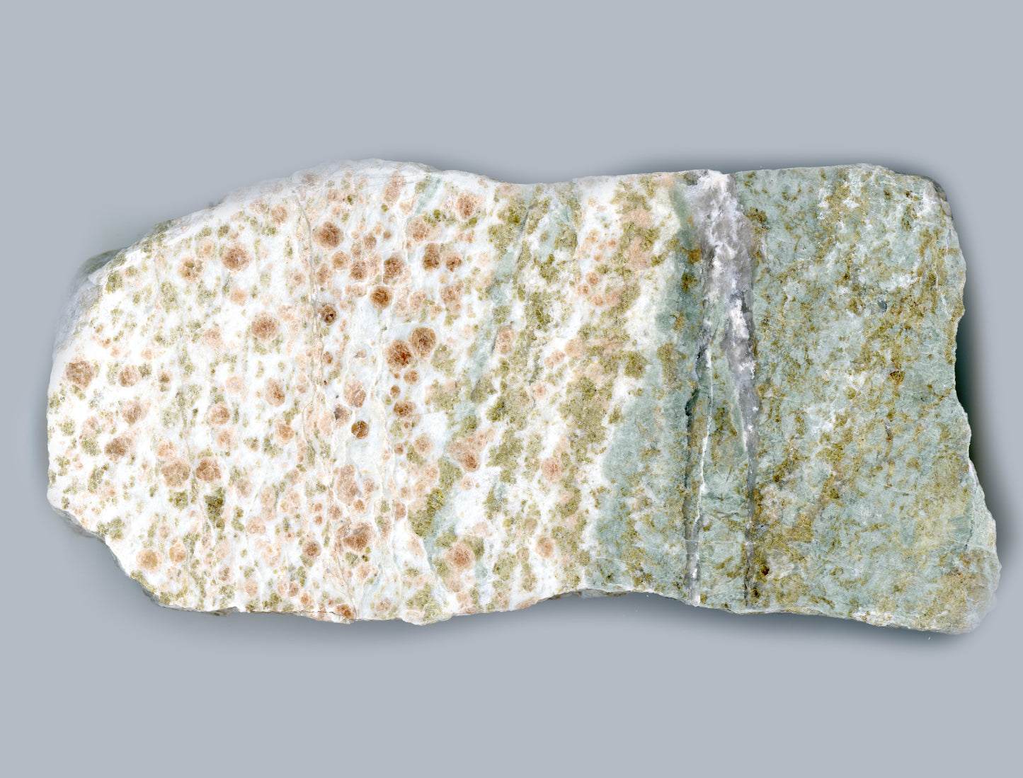 Bludovit granát diopsid - Supreme Panthers