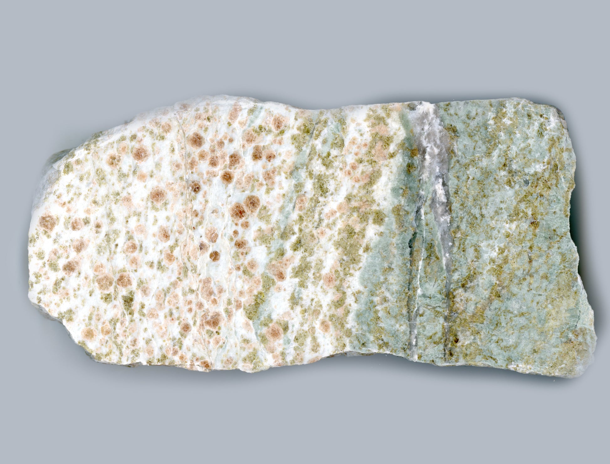 Bludovit granát diopsid - Supreme Panthers