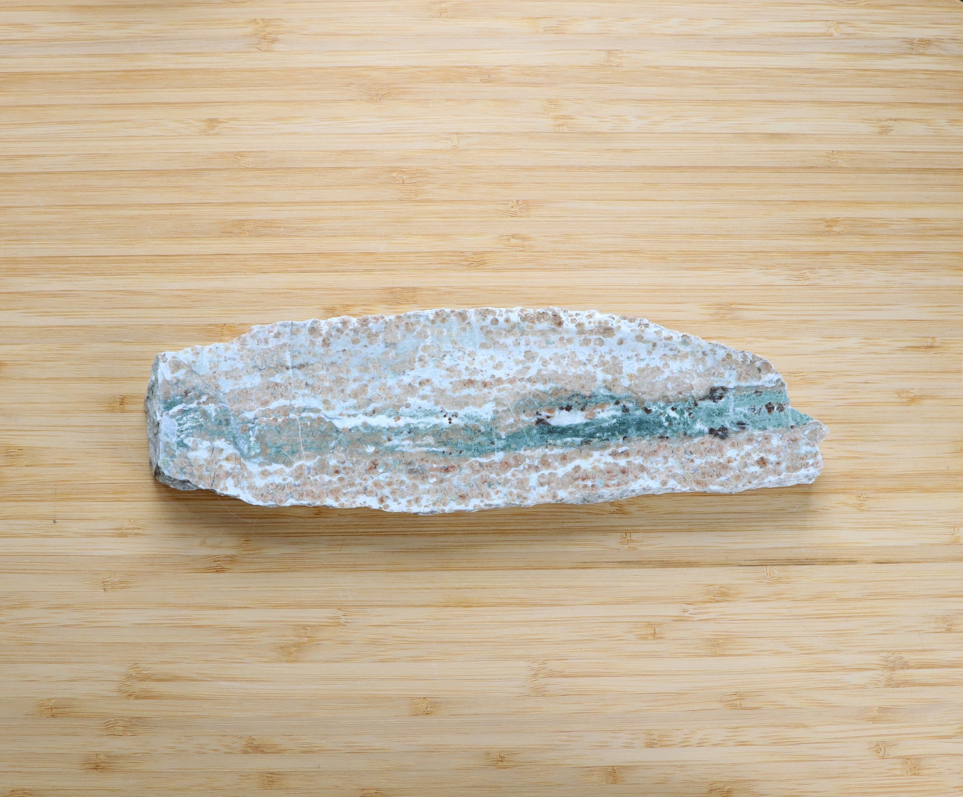 Bludovit s vložkou klinozoisitu - Supreme Panthers