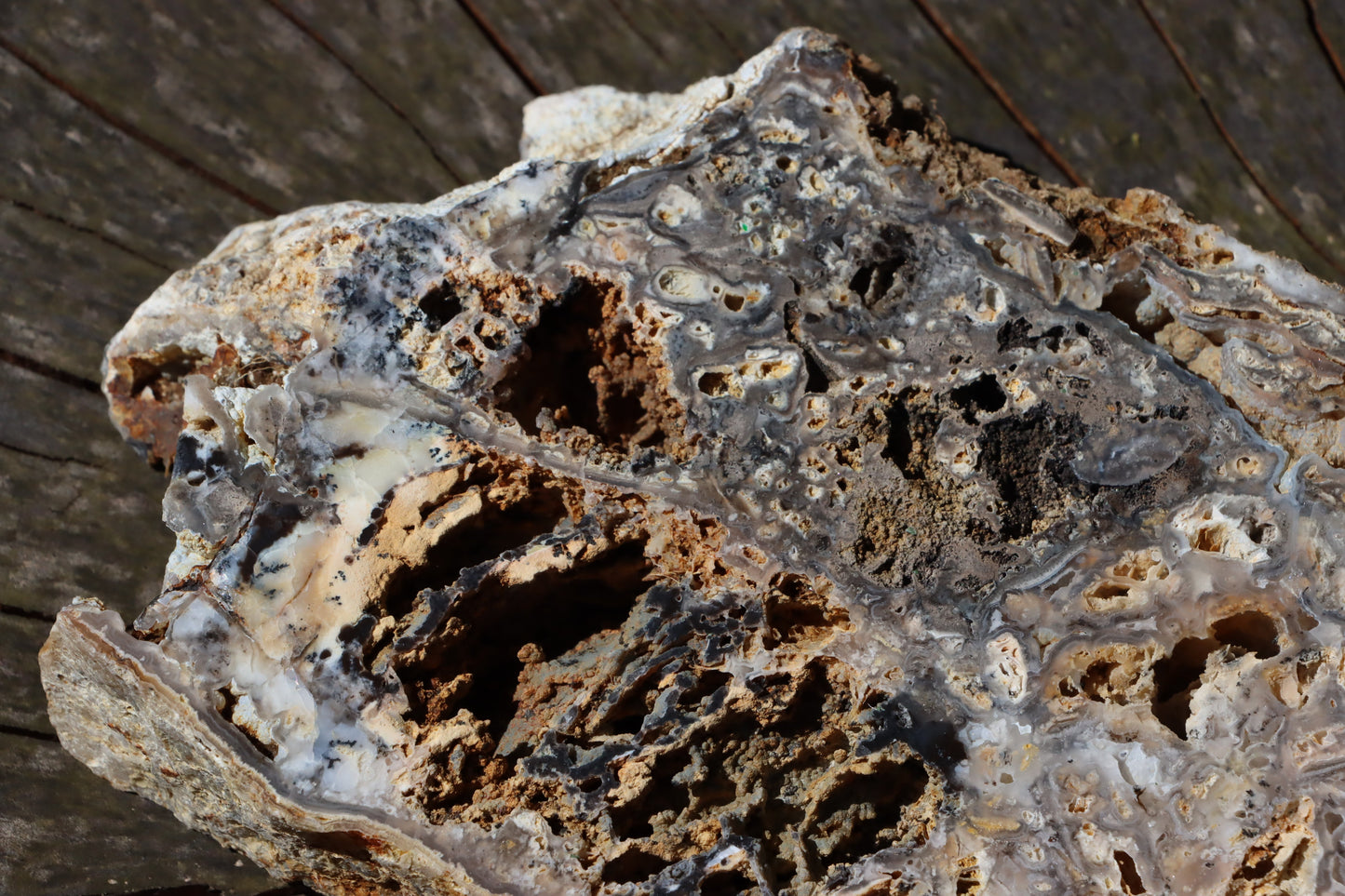 Chalcedon s opálem leštěný plátek moravský - Supreme Panthers