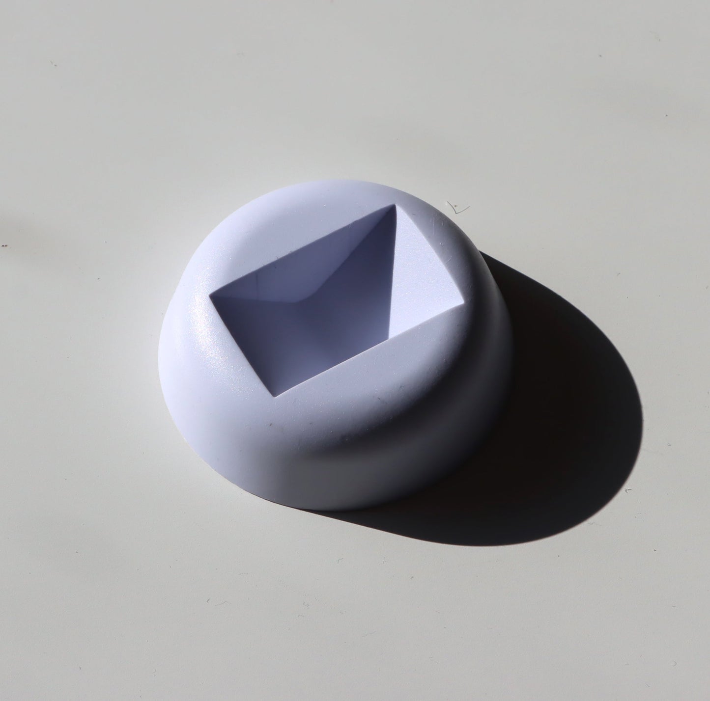 Držák na stojan moderní bílý - Supreme Panthers