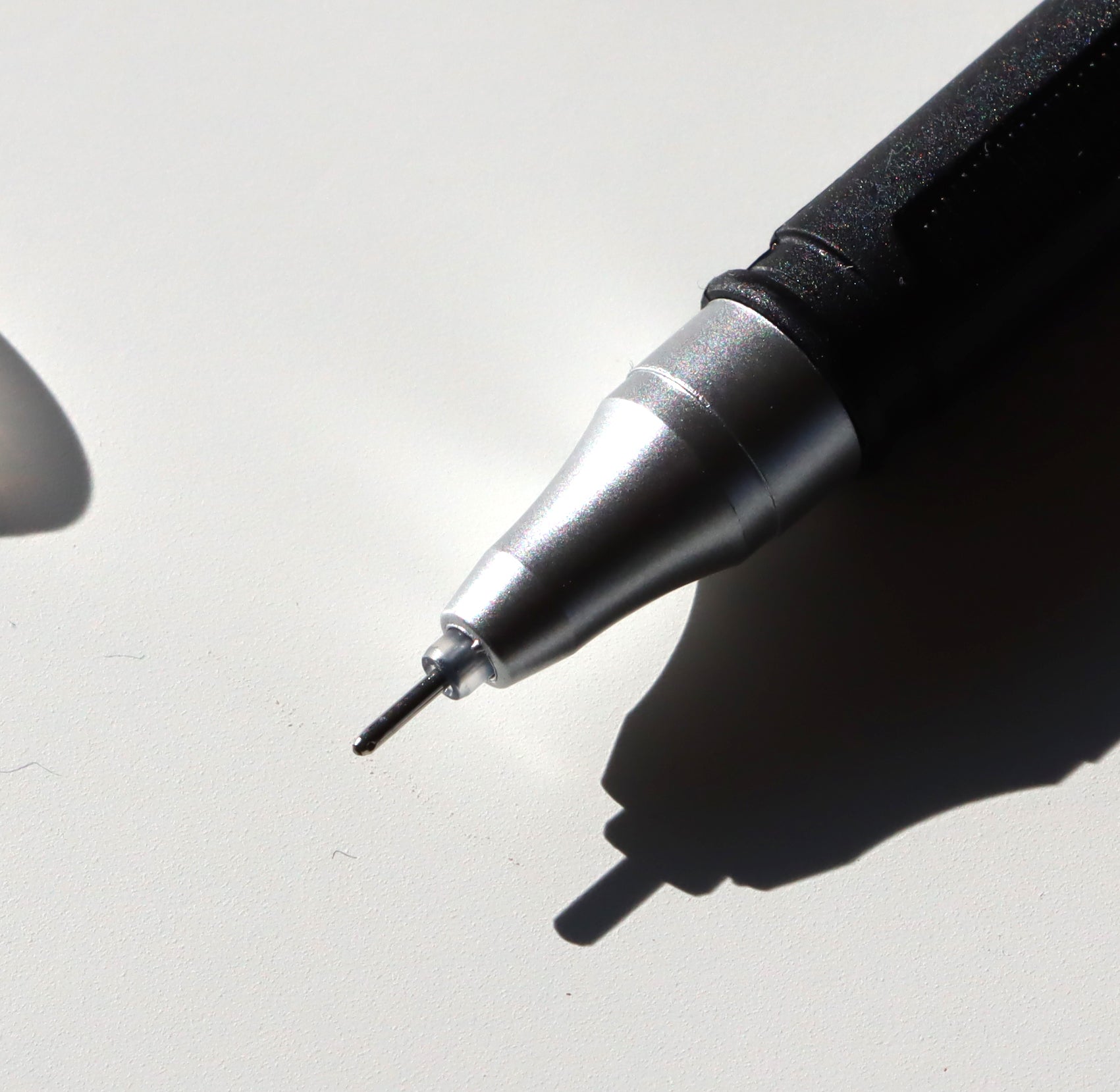 Gelový popisovač černý s úzkým hrotem - Supreme Panthers