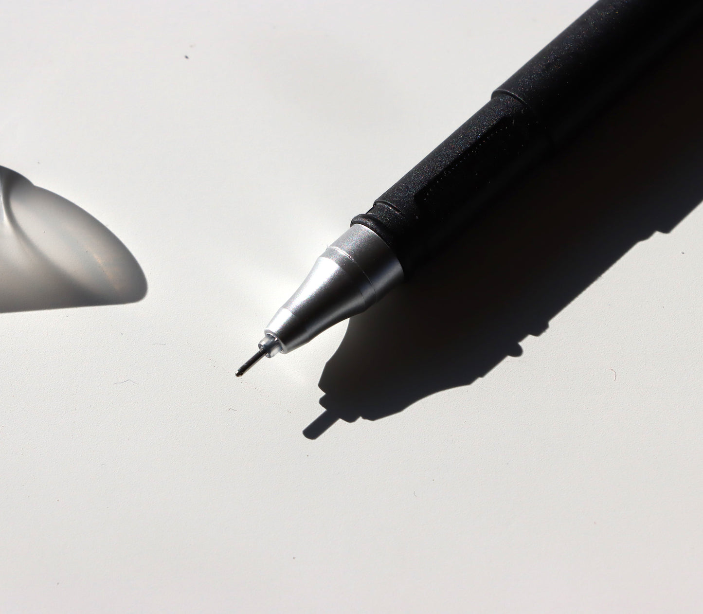 Gelový popisovač černý s úzkým hrotem - Supreme Panthers