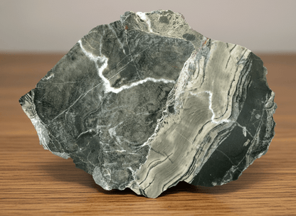 Habrůvecký vápenec s tabulátním korálem a masivní stromatoporou - Supreme Panthers