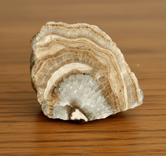 Kalcit se sintrovou kůrou - Supreme Panthers