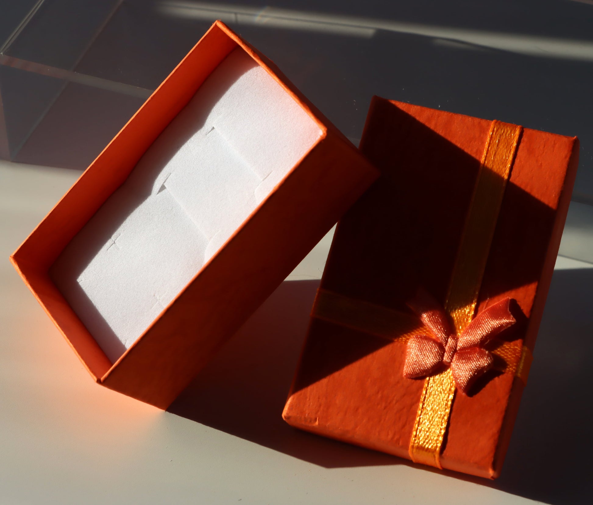 Krabička obdélníková oranžová s mašličkou - Supreme Panthers