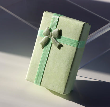 Krabička obdélníková zelená s mašličkou - Supreme Panthers