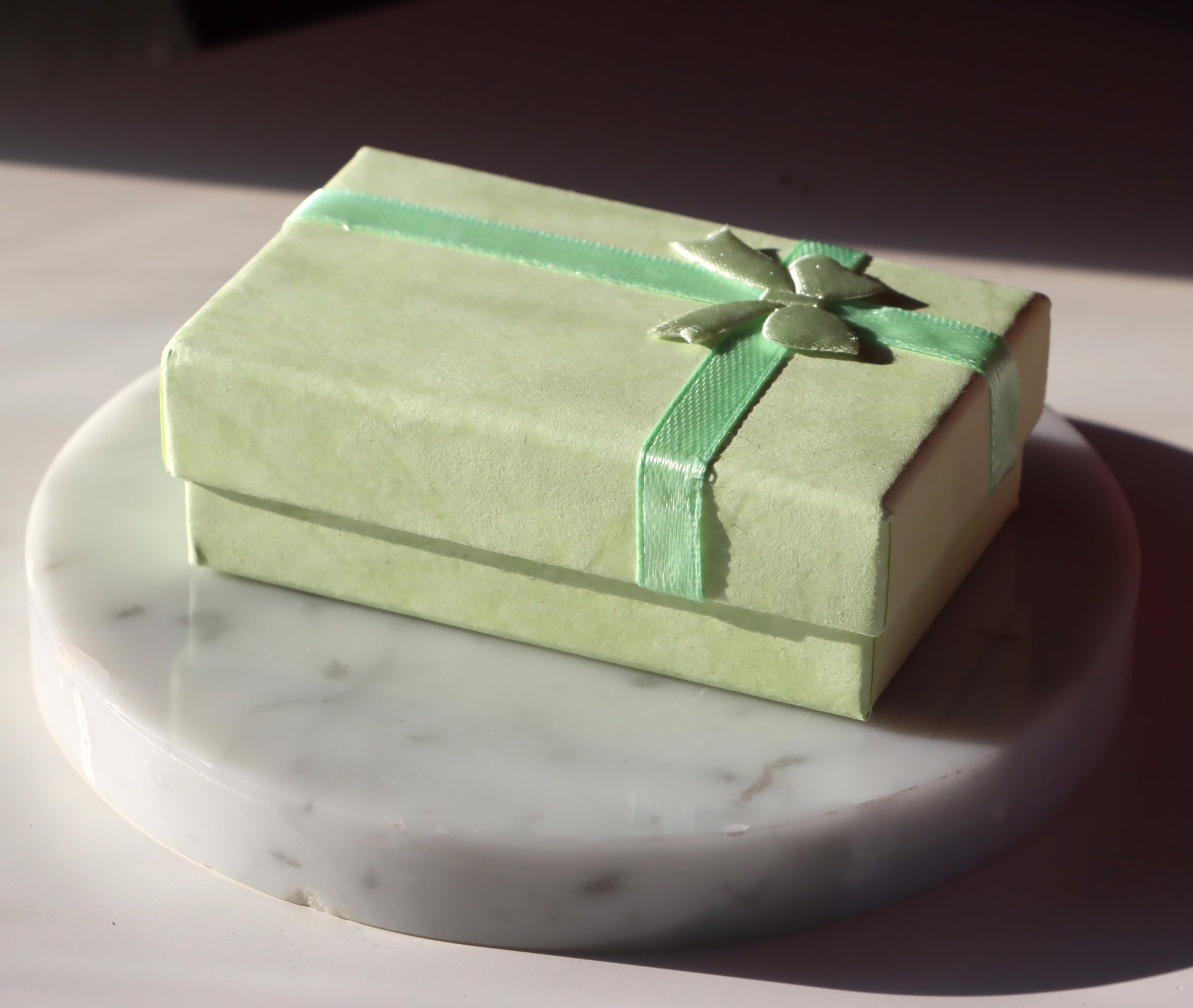 Krabička obdélníková zelená s mašličkou - Supreme Panthers