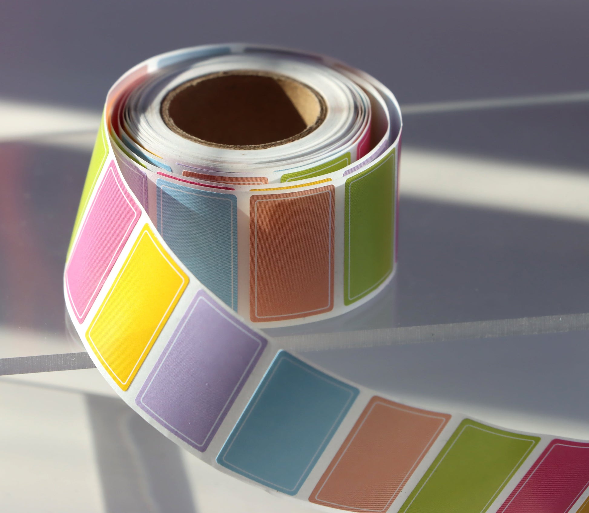 Lepící štítky barevné kulaté na popisky voděodolné Var. 2, 500 samolepek - Supreme Panthers