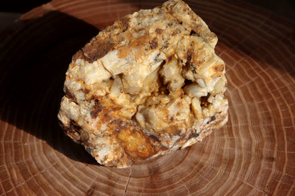 Mléčný křišťál s hematitem - Supreme Panthers