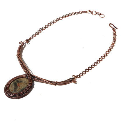 Náhrdelník „Dech kamenité stepi“ - Supreme Panthers