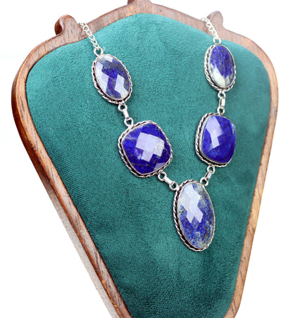 Náhrdelník „Hlubina modři“ – fazetovaný lapis lazuli - Supreme Panthers