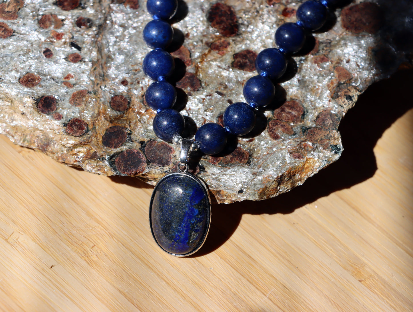 Náhrdelník korálkový lapis lazuli - Supreme Panthers