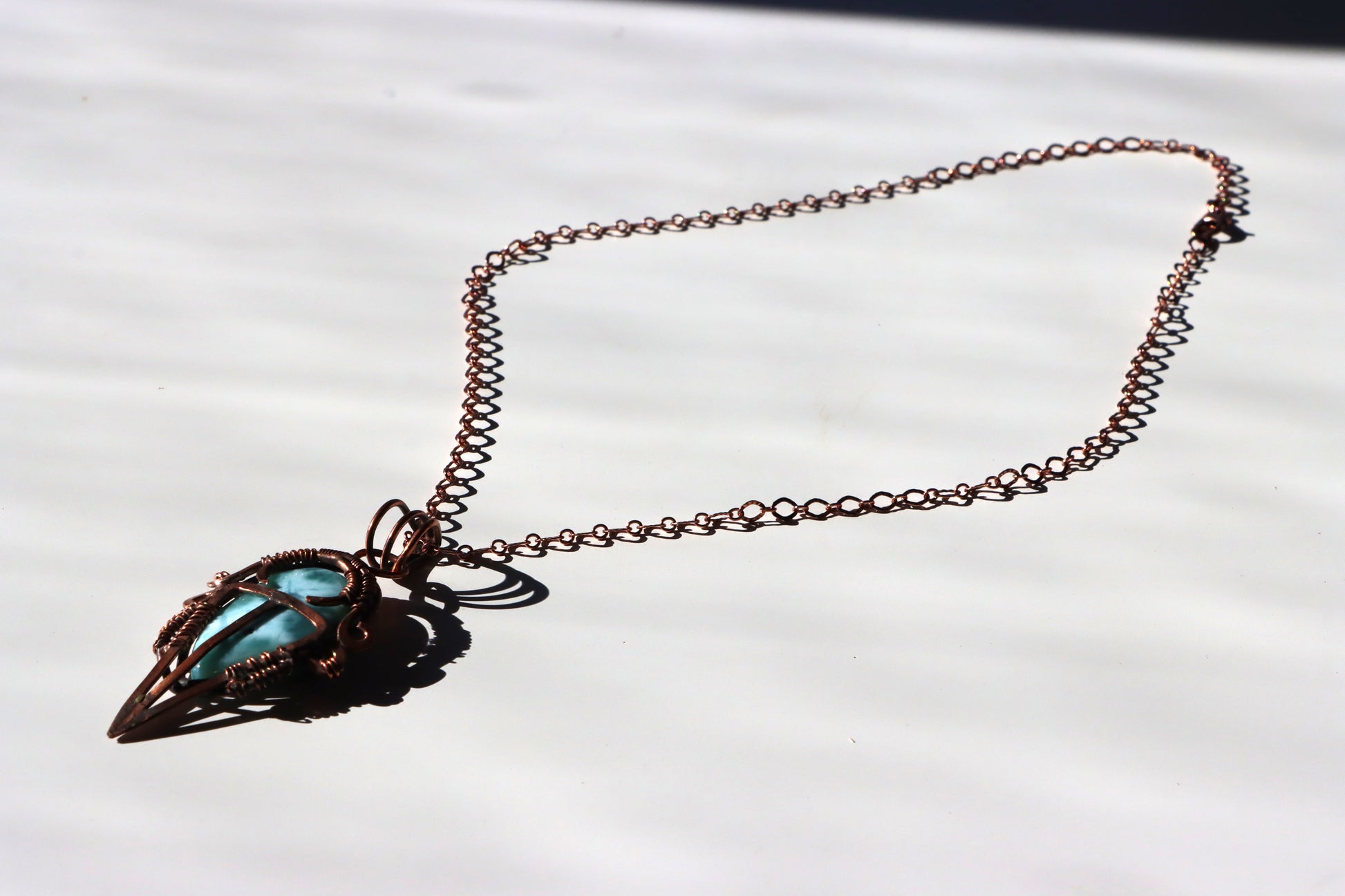 Náhrdelník s larimarem měďený "Strážce laguny" - Supreme Panthers