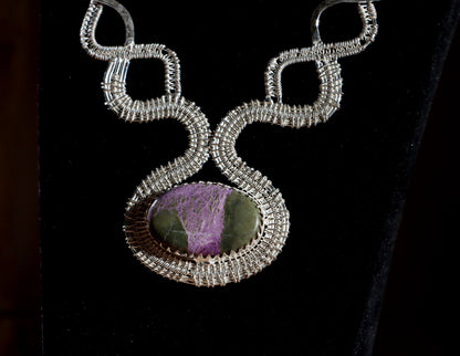 Náhrdelník z pletených hadů purpurit - Supreme Panthers