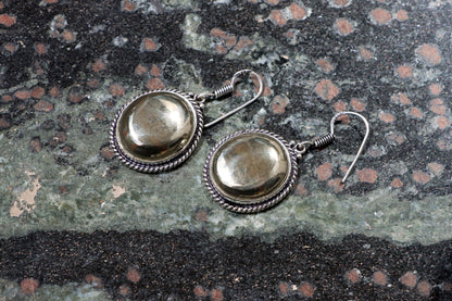 Náušnice "Sluneční zrcadla – Pyritové čočky" - Supreme Panthers