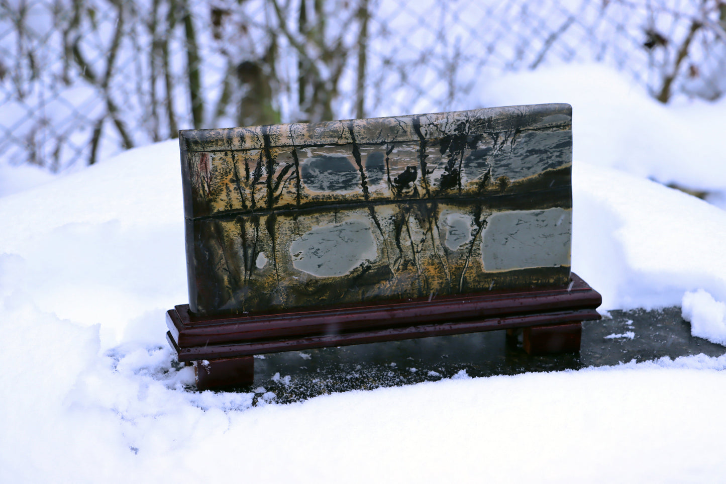 Porcelanit jako sopečná krajina - Supreme Panthers