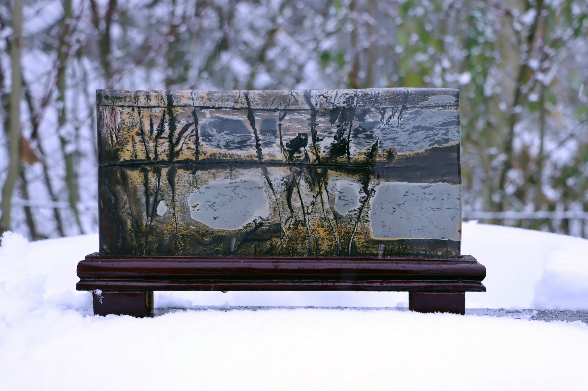 Porcelanit jako sopečná krajina - Supreme Panthers