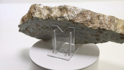 Svojanovit s almandinem leštěný