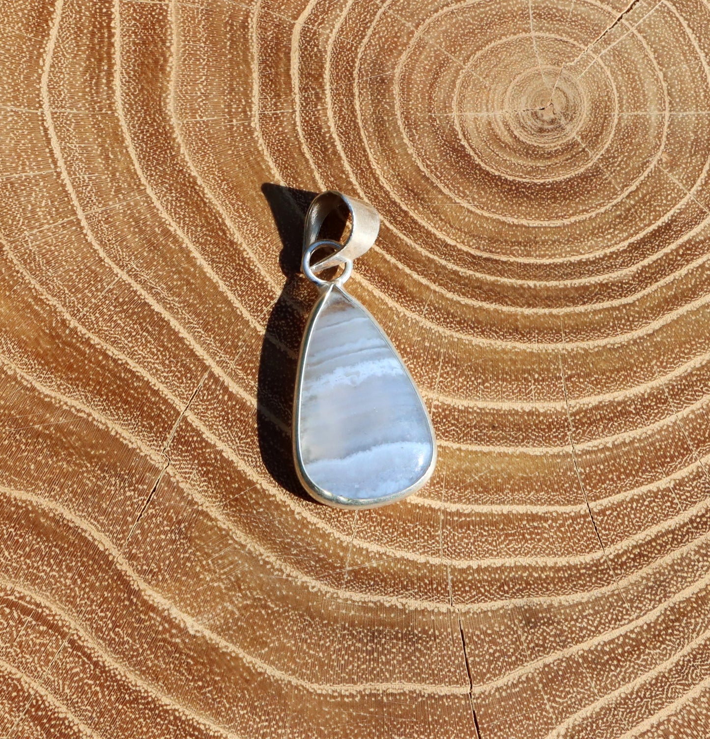 Přívěšek achát modrý krajkový - Supreme Panthers