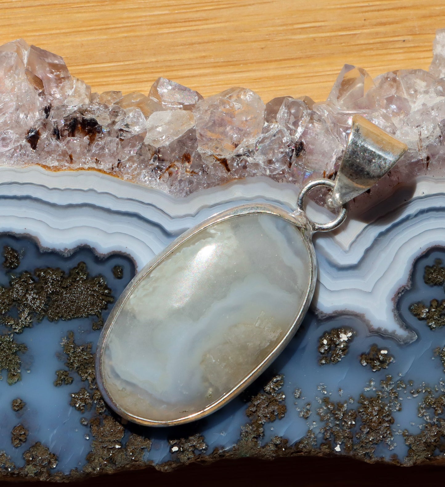 Přívěšek achát modrý krajkový - Supreme Panthers