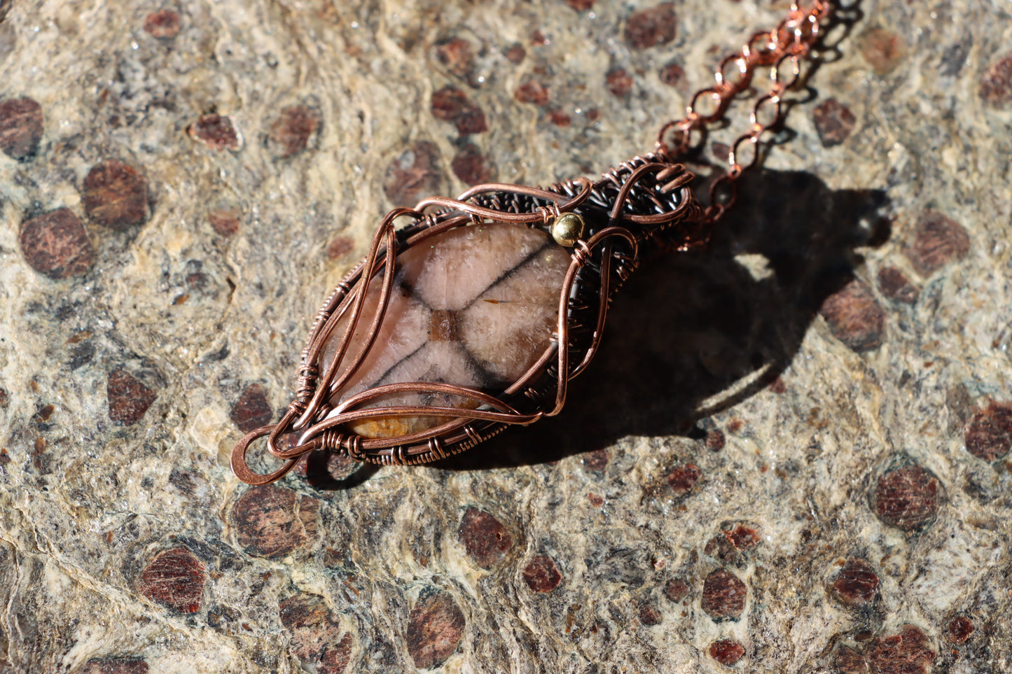 Přívěšek andalusit "Chiastolit – Znamení ticha" - Supreme Panthers