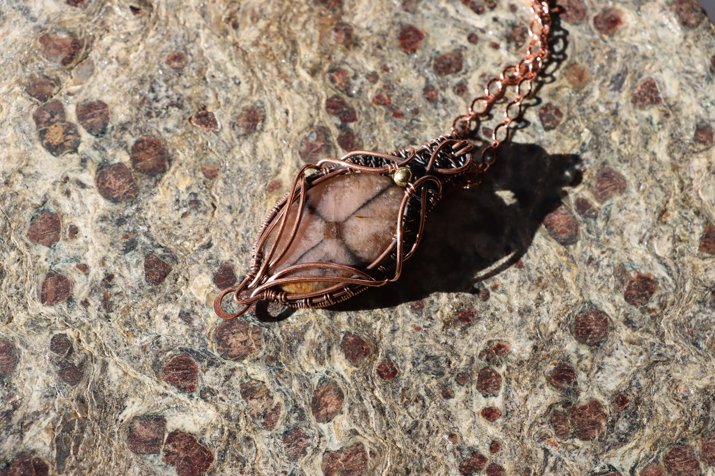 Přívěšek andalusit "Chiastolit – Znamení ticha" - Supreme Panthers