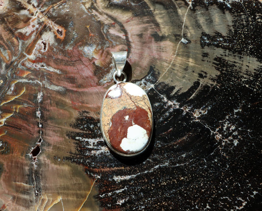 Přívěšek bílý tyrkys howlit - Supreme Panthers