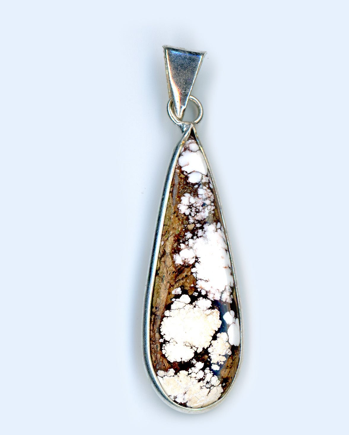 Přívěšek bílý tyrkys howlit - Supreme Panthers