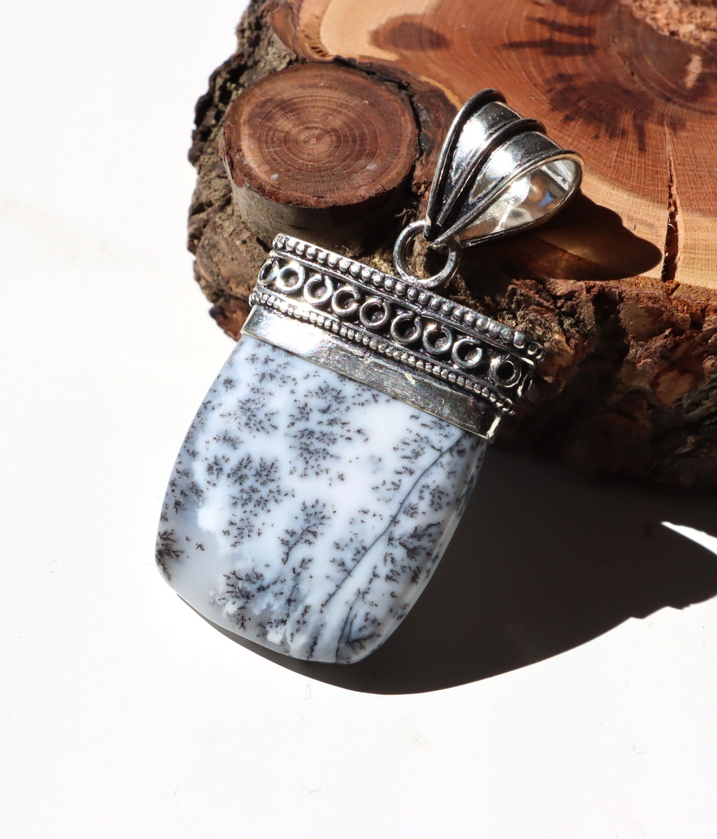 Přívěsek „Dendritický opál“ - Supreme Panthers