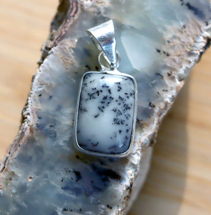 Přívěšek dendritický opál - Supreme Panthers