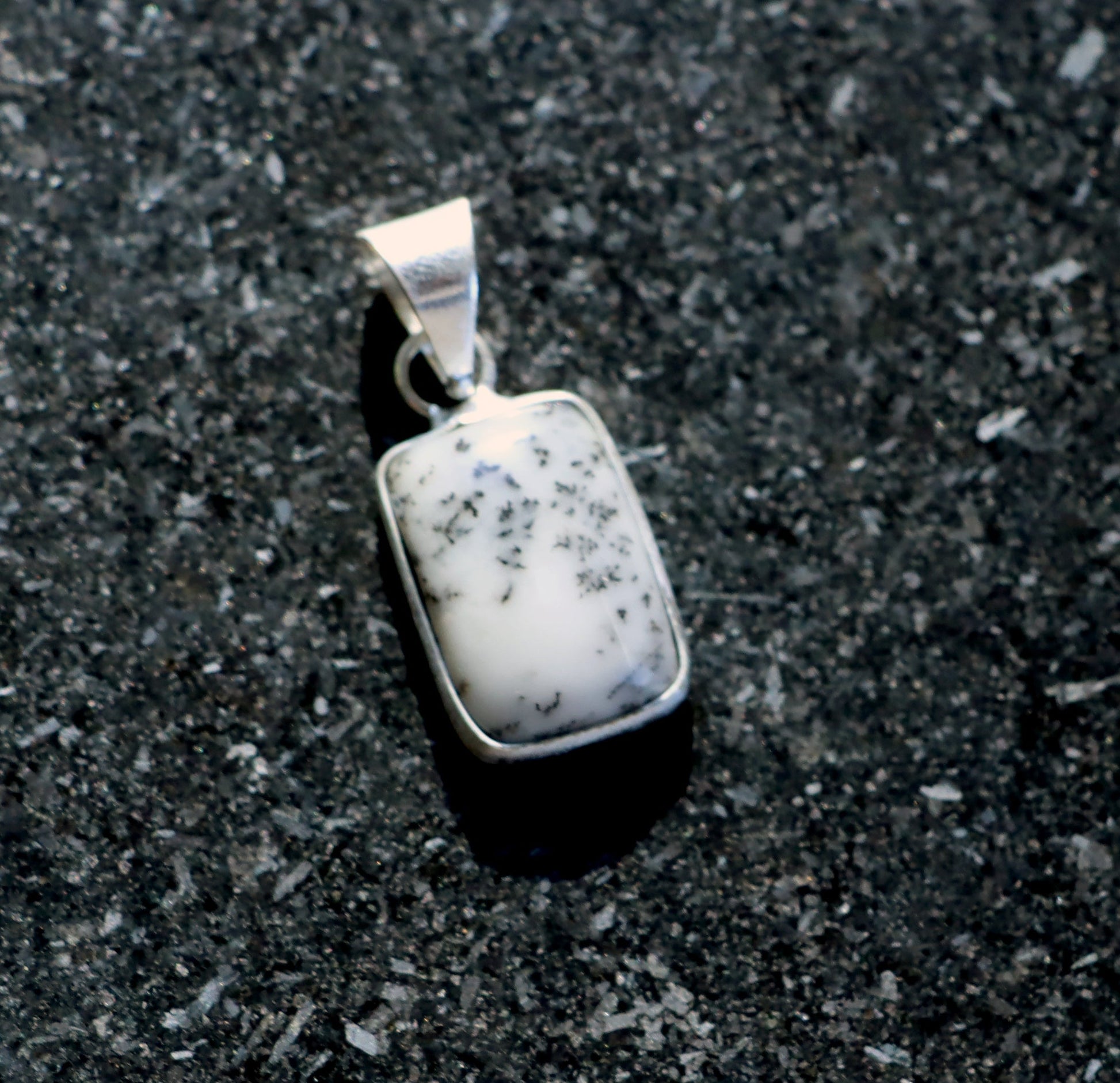 Přívěšek dendritický opál - Supreme Panthers