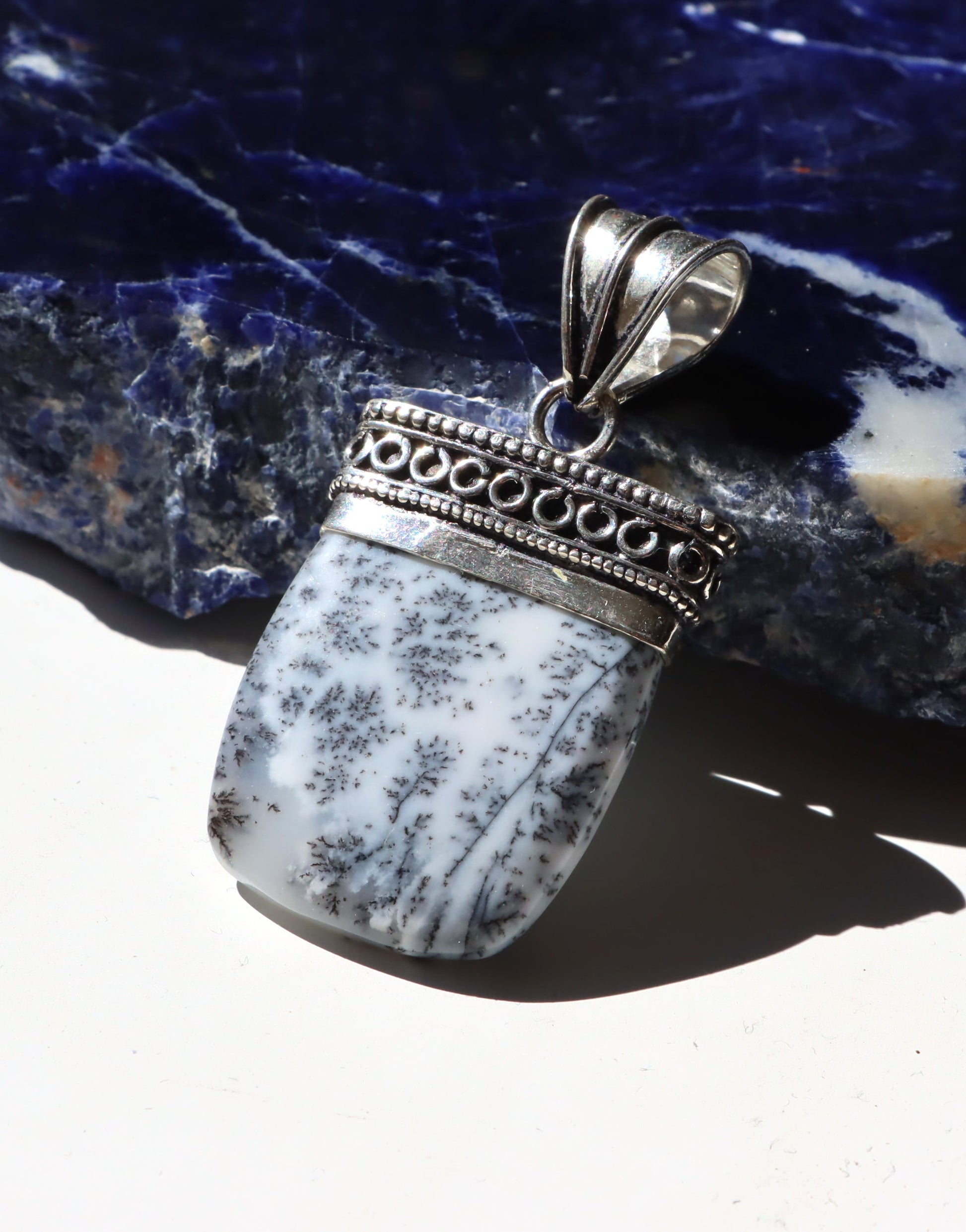 Přívěsek „Dendritický opál“ - Supreme Panthers