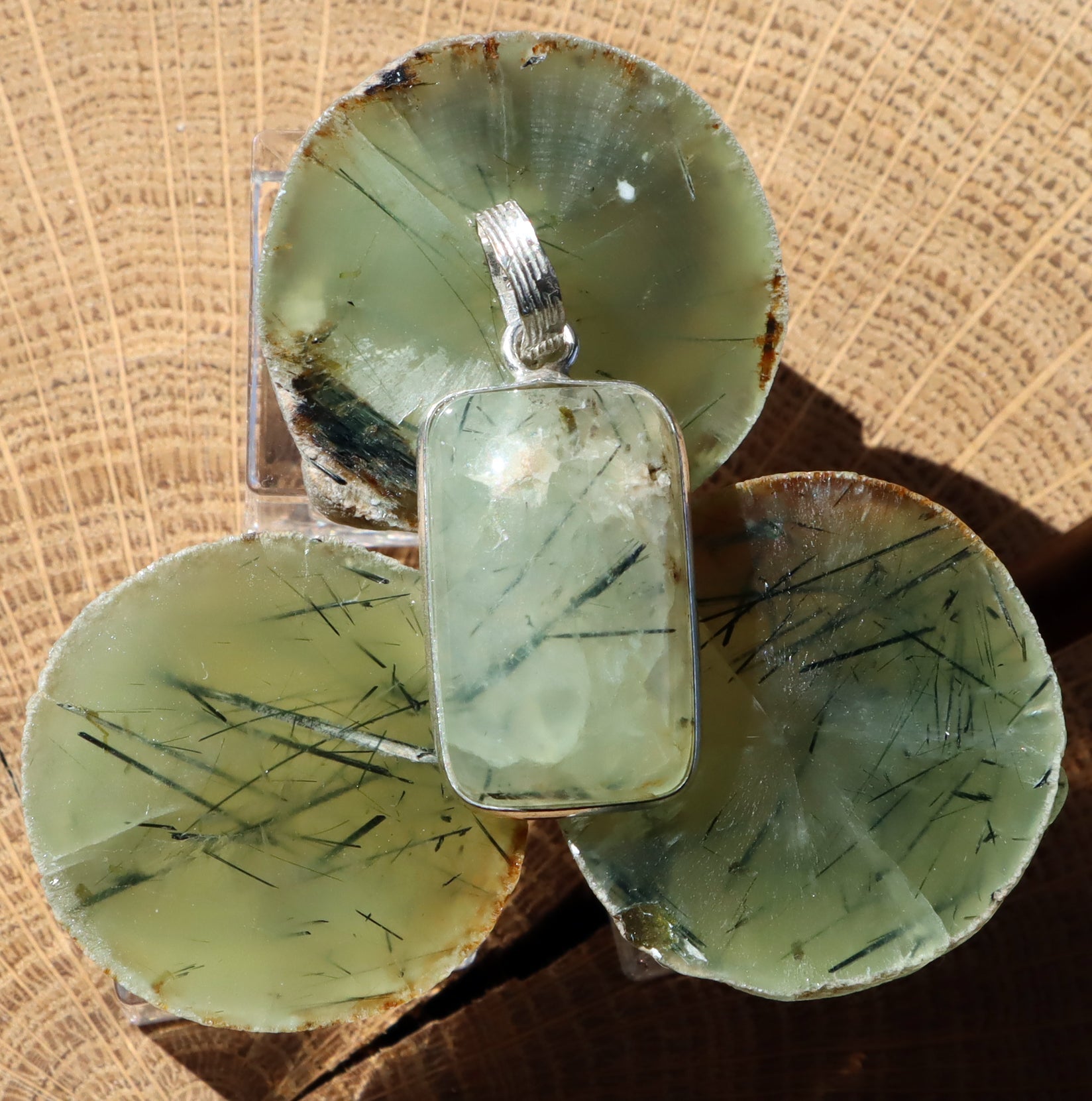 Přívěšek epidot v prehnitu - Supreme Panthers