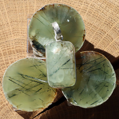 Přívěšek epidot v prehnitu - Supreme Panthers