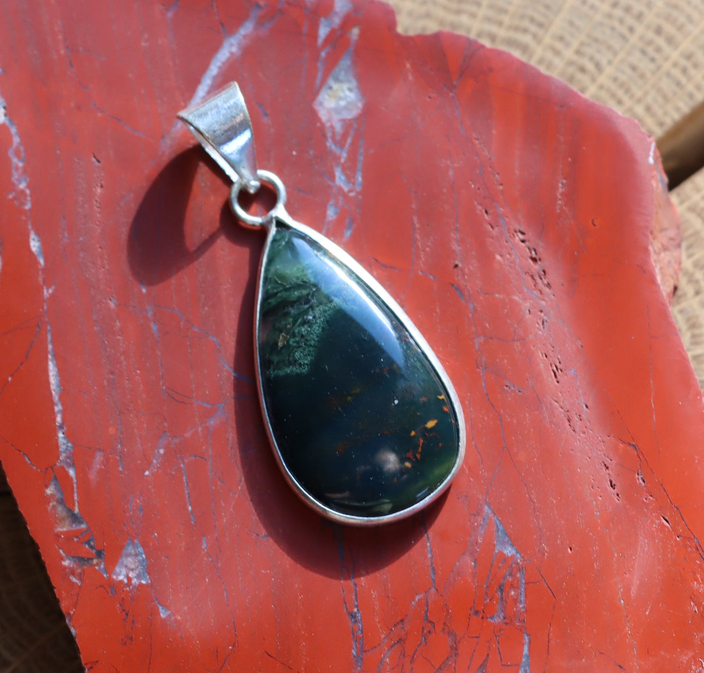 Přívěšek heliotrop - Supreme Panthers